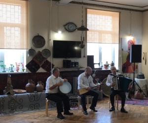 Творческие коллективы центра культуры города Махачкалы выступили с концертом в центре культуры г. Каспийска.