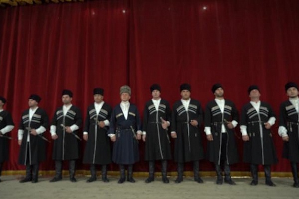 Сегодня в Дагестане прошел XIII Республиканский фестиваль национальной песни «Традиции отцов»