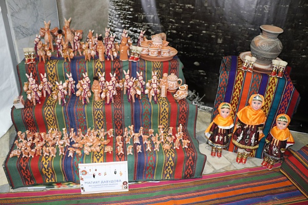 12 октября в Республиканском доме народного творчества состоится мастер-класс по балхарской керамике.