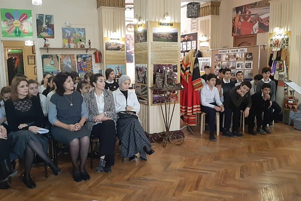 В Центре традиционной культуры г.Каспийск прошло мероприятие, посвященное годовщине  трагических событий 16 ноября 1996 года в г.Каспийск. 