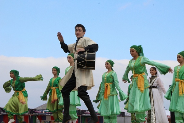 13 октября в 11.00 ч. в поселке Мамедкала Дербентского района пройдет VII Республиканский фестиваль азербайджанской культуры «Севиндж».