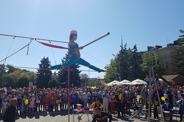 22 сентября ГБУ ДО РД "Республиканская школа циркового искусства" приняла участие в праздничном мероприятии посвященному Дню города Ставрополь и Ставропольского края. 