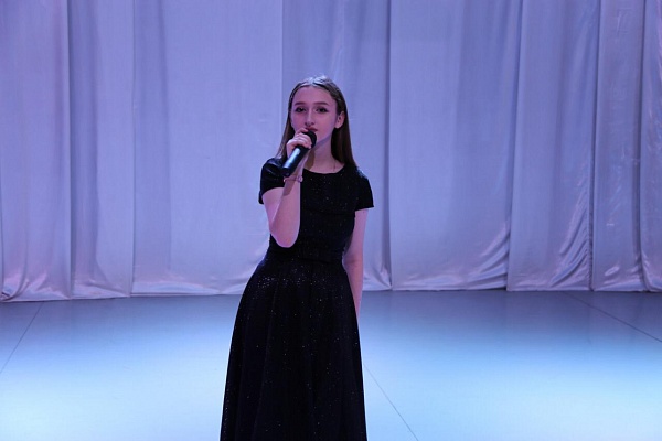 12 ноября в Центре культуры г. Кизляра прошёл Республиканский этап Всероссийского молодёжного фестиваля патриотической песни «Я люблю тебя, Россия».