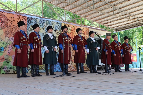 В Карабудахкентском районе прошел XIV Республиканский фестиваль народной песни «Традиции отцов»