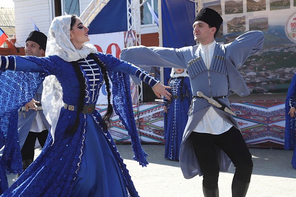 В Ботлихском районе прошел Республиканский фестиваль народного творчества «Моя Россия - мой Дагестан».