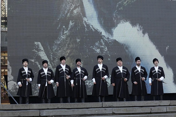 4 ноября в День народного единства России прошел Республиканский фестиваль народного творчества «Вместе мы – Россия».