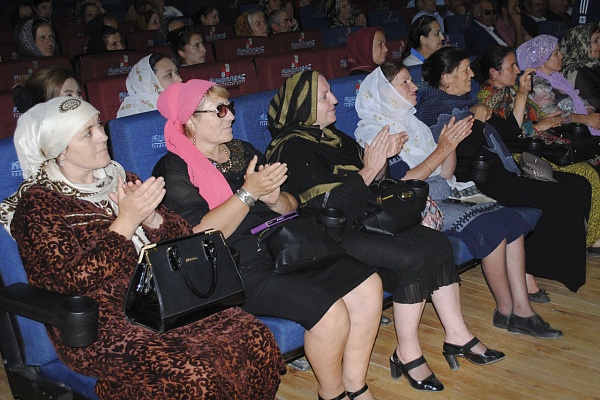 В Дахадаевском районе встречали участников Международного фестиваля «Горцы».