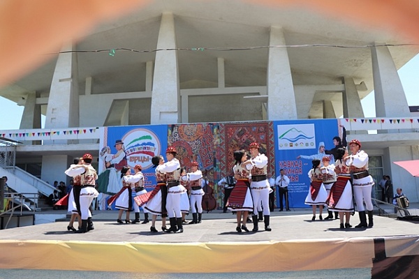 Завершился VI Межрегиональный фестиваль народного творчества субъектов СКФО «Кавказ – единая семья»