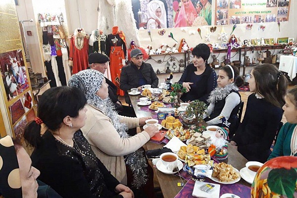 В Центре традиционной культуры г.Каспийск прошло мероприятие «Новогодняя ностальгия».