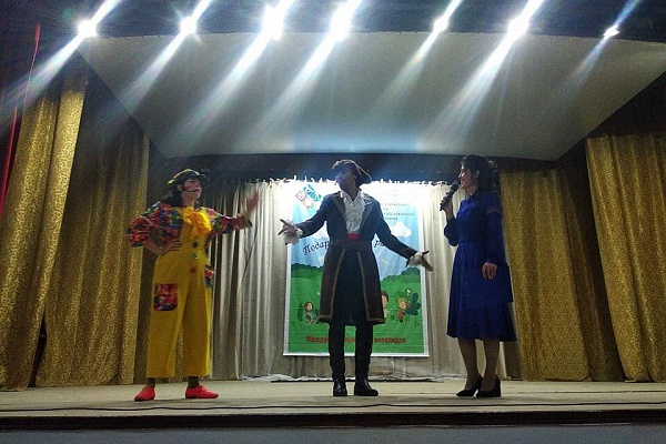 В Новокаякентском Центре культуры прошло мероприятие «Подари детям радость», приуроченное международному Дню инвалидов.
