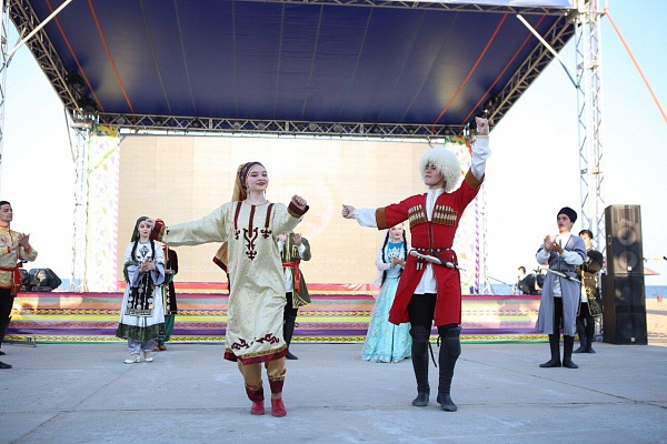 Гала-концерт «Моя Россия – мой Дагестан» – открытия Международного фестиваля фольклора и традиционной культуры «Горцы».
