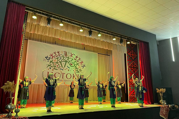 В Кизилюрте  состоялся Фестиваль народного творчества «Истоки»