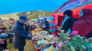 На берегу живописного озера Кезеной-Ам в Ботлихском районе прошел фестиваль традиционной культуры «Андийская бурка»