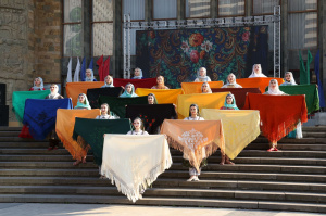 1 июля в Махачкале в рамках XXII Международного фестиваля фольклора и традиционной культуры «Горцы» состоялся  праздник «Поэзия народного костюма»