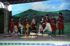Все соцветие нашей многонациональной России было представлено на концерте фольклорных, хореографических коллективов Дагестана 