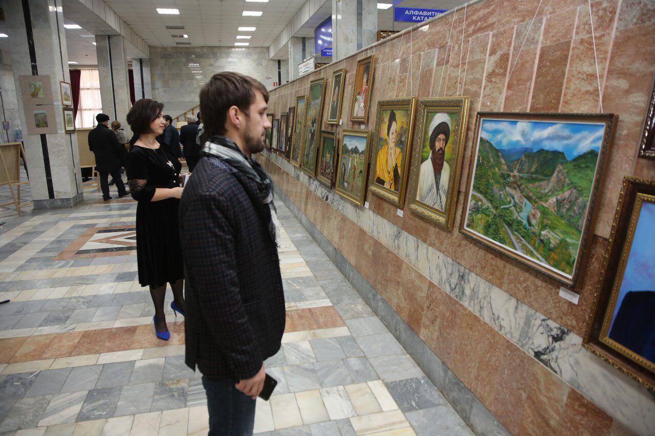 Республиканский фестиваль-выставка наивного изобразительного искусства «Мир Талантов» в рамках Республиканского проекта «Самородки». Республиканский фестиваль-выставка наивного изобразительного искусства «Мир Талантов» в рамках Республиканского проекта «Самородки».