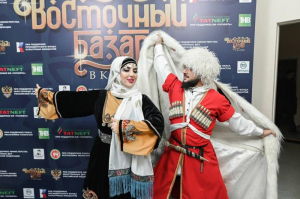  Государственный ансамбль танца Дагестана «Каспий» принял участие во II Международном фестивале национальных культур «Восточный базар в Казани»