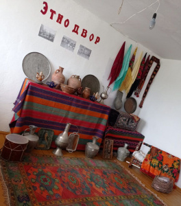 Сотрудники Гергинского Дома культуры Каякентского района организовали экскурсию по этнодвору