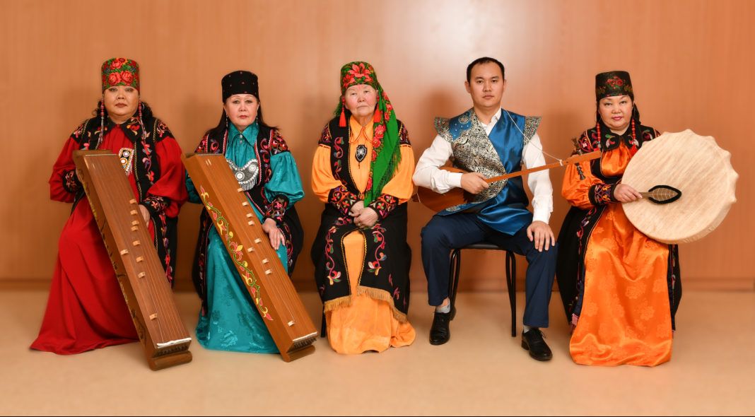 Дома народного творчества Хакасии и Дагестана подписали соглашение о сотрудничестве в рамках 85-летнего юбилея учреждений