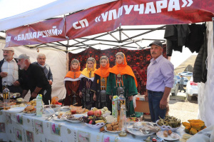 В Акушинском районе состоялся Праздник фольклора и традиционной культуры «Акушинское подворье»