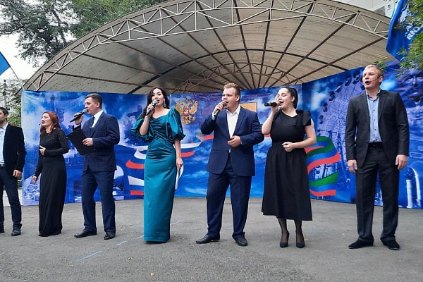 В центре культуры г.Кизляр прошел праздничный концерт «Славлю тебя, любимый город»
