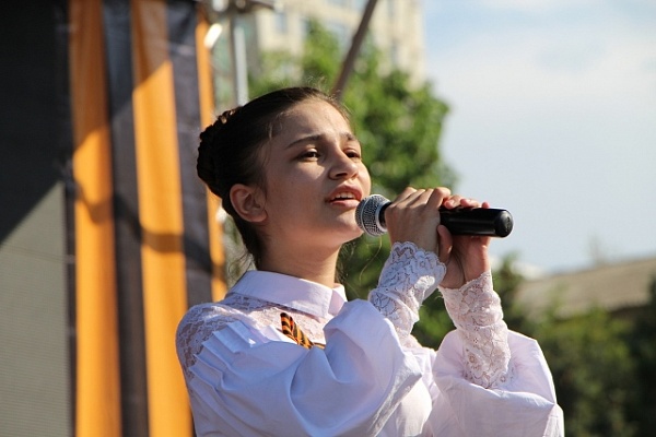 В День Победы в Махачкале состоялся молодежный фестиваль  «Журавли над Россией»