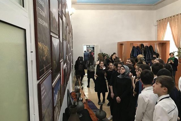  В Дагестане открылась фотовыставка «Кавказ глазами северянина» 