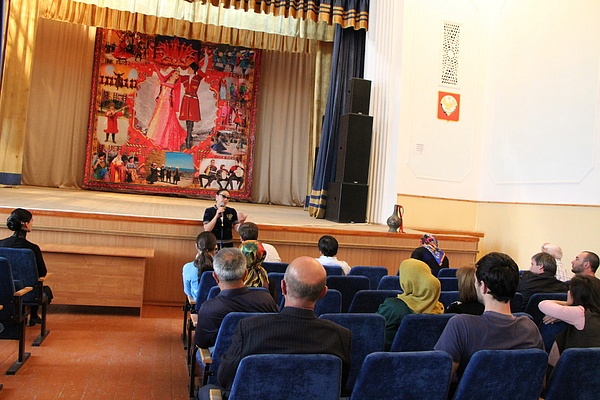 В г.Дагестанские Огни состоялся мастер-класс для хореографов  Южного Дагестана 