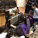 Сегодня в Республиканском центре социальной помощи семье и детям прошел мастер-класс по ковроткачеству.