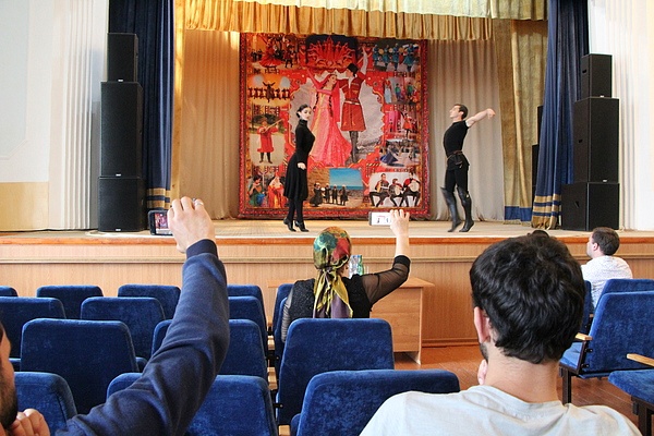 В г.Дагестанские Огни состоялся мастер-класс для хореографов  Южного Дагестана 