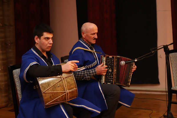 13 марта в Дербенте состоялся окружной этап Республиканского фестиваля творческих коллективов и исполнителей народной музыки «Мелодии гор»