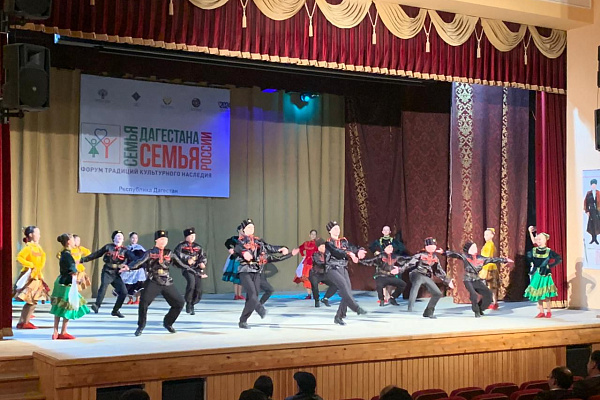 В Дагестане стартовал Форум традиций культурного наследия «Семья Дагестана – семья России»
