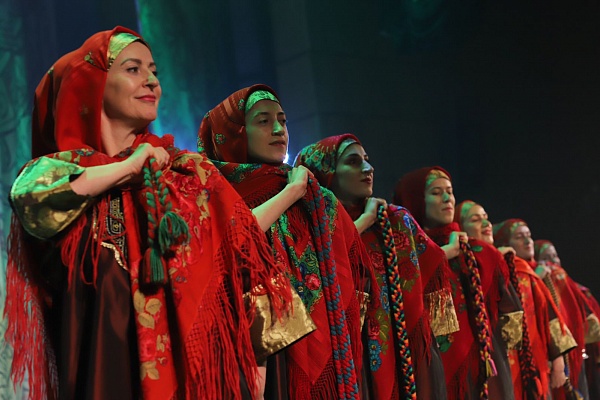 В рамках Республиканского праздника традиционной культуры «Дербент – перекресток цивилизаций состоялся гала-концерт «Праздника дружбы народов Дагестана»