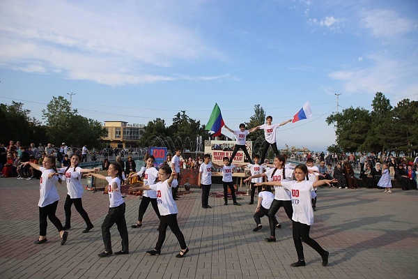 В г. Каспийске состоялся фестиваль традиционной культуры и фольклора «Песни и танцы моего народа»