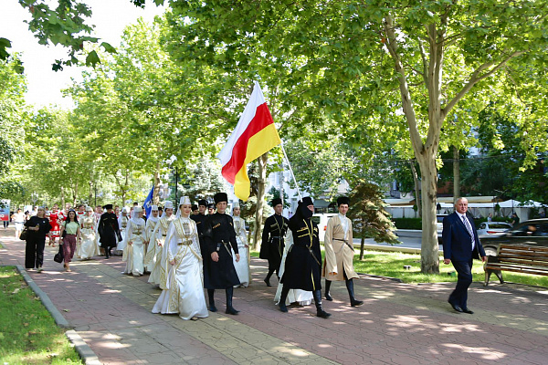 1 июля XXI Международный фестиваль фольклора традиционной культуры и фольклора «Горцы» продолжил свою работу.