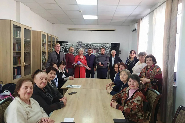Республиканский дом народного творчества провел флешмобы к Международному дню пожилого человека и Международному дню музыки