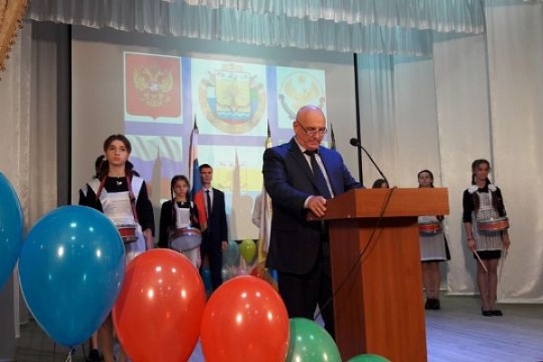 Фольклорным праздником Тарумовский район отметил  71-ю годовщину со дня образования