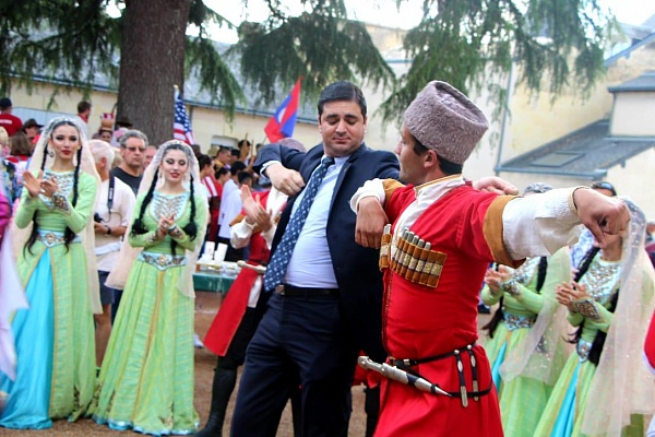 17 и 18 августа в г.Монтуар прошли заключительные мероприятия Дней народного творчества Дагестана во Франции