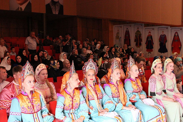 2 июля в Шамилькале Унцукульского района прошёл Праздник ремёсел в рамках XX  Международного фестиваля фольклора и традиционной культуры «Горцы»