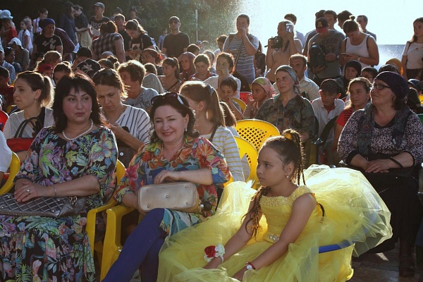 «Фестивальные открытки» продолжают знакомить дагестанцев с культурой разных народов.