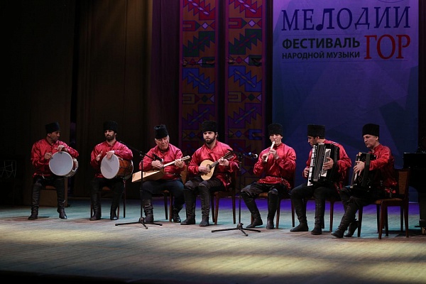 Сегодня, 5 апреля в Махачкале прошел фестиваль народной музыки «Мелодии гор»
