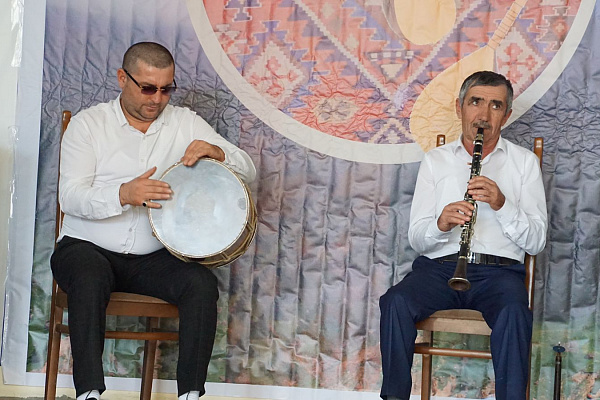 24 ноября в селе Усухчай Докузпаринского района в дистанционно состоялся форум ашугской песни «Поющие струны»