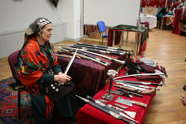 В Махачкале состоится открытие выставки декоративно-прикладного        искусства «Родники Дагестана»