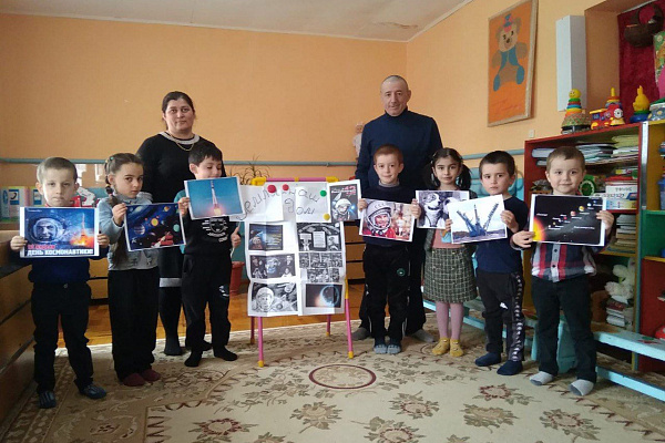 В учреждениях культуры муниципалитетов республики прошли мероприятия, посвящённые Дню космонавтики
