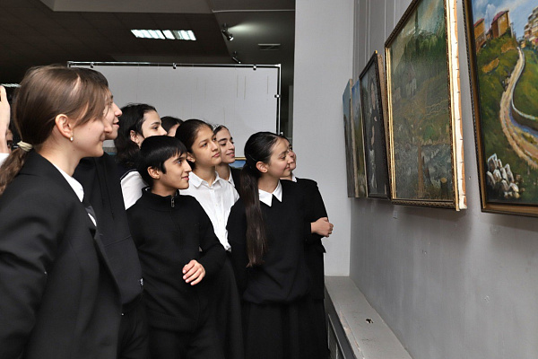 20 декабря состоялось открытие итоговой Республиканской выставки изобразительного искусства «Родники Дагестана»