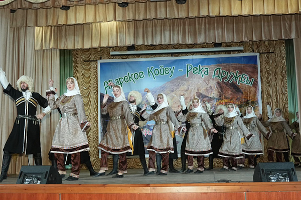 25 октября в селе Хебда Шамильского района состоялся XIV Республиканский праздник фольклора и традиционной культуры «Аварское койсу – река дружбы».