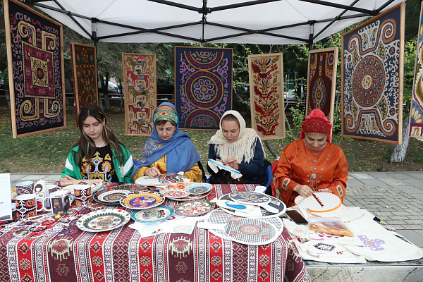 Второй день Фестиваля-форума культуры и традиций малочисленных народов Юга России «Живые традиции» 